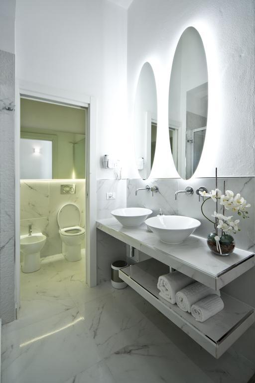 Whitehouse Hotel Colle Val D'Elsa Exterior photo